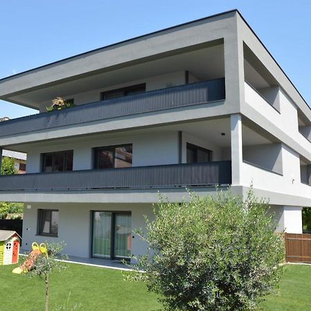 Family Apartment Julia Termeno Εξωτερικό φωτογραφία