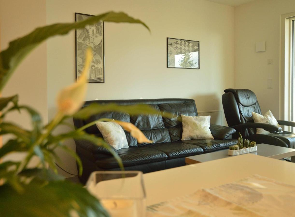 Family Apartment Julia Termeno Εξωτερικό φωτογραφία