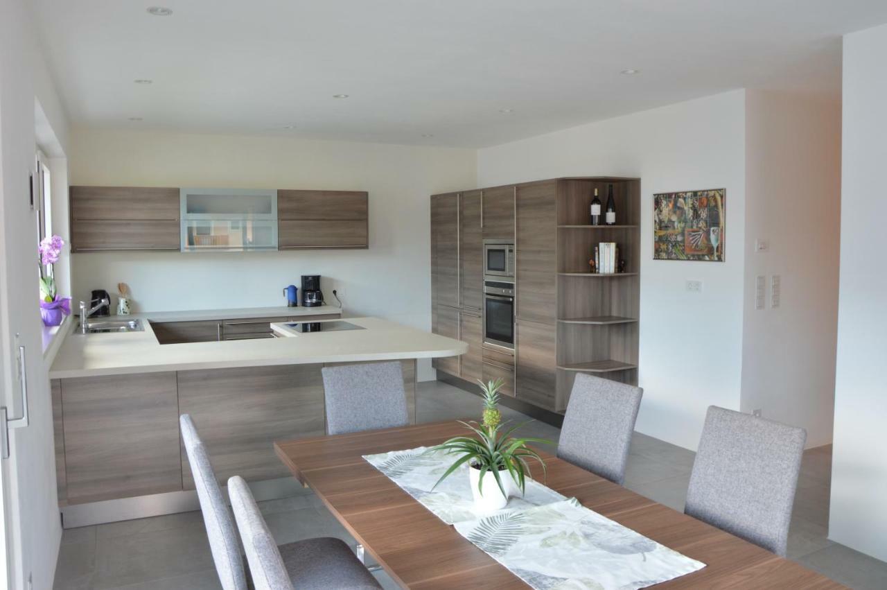 Family Apartment Julia Termeno Εξωτερικό φωτογραφία